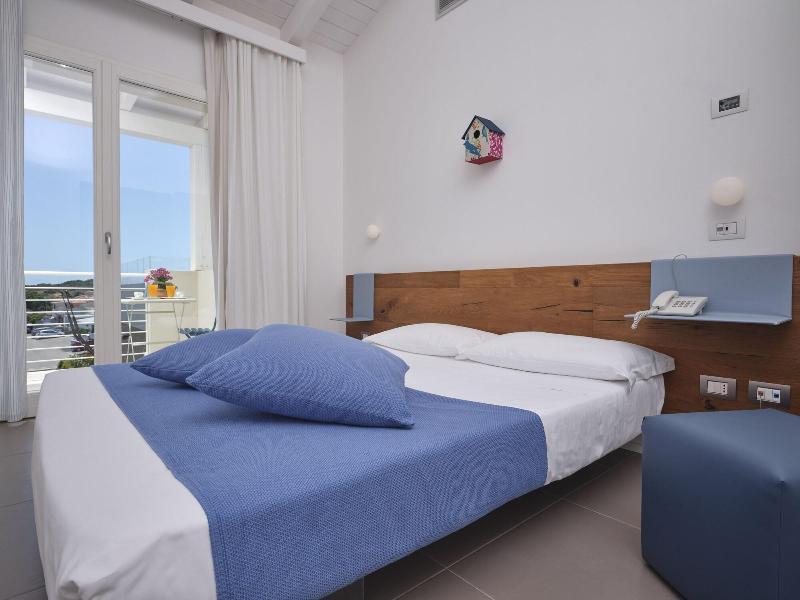 Felix Hotels - Hotel Residence Porto San Paolo Exterior foto