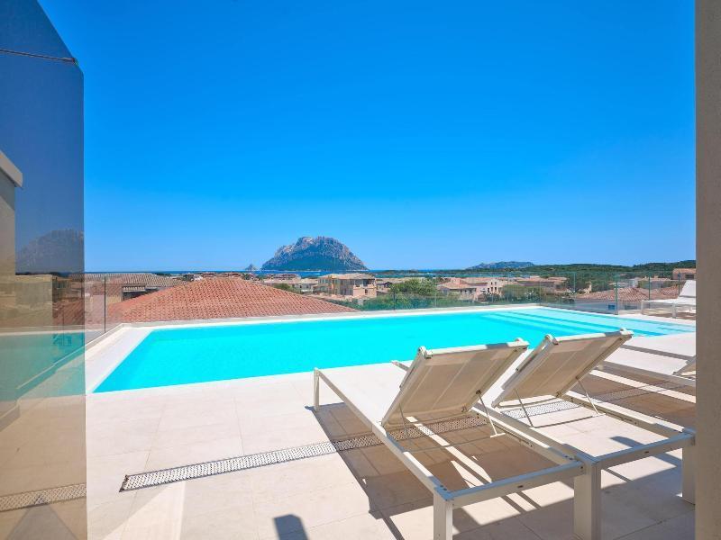 Felix Hotels - Hotel Residence Porto San Paolo Exterior foto